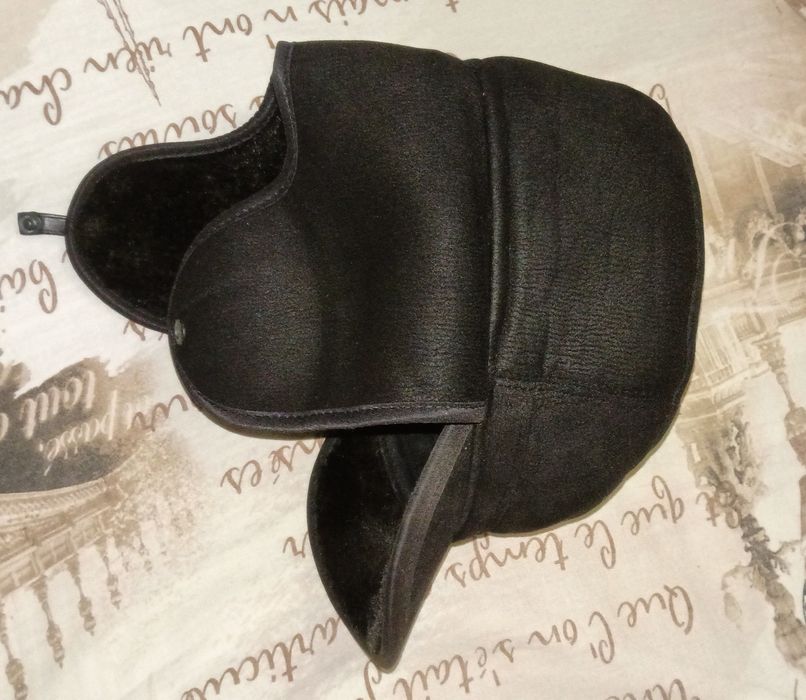 Зимняя кепка с ушами