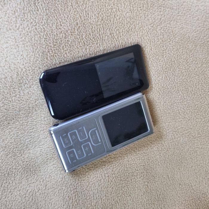 Zestaw 2x Mp4 Mp3 odtwarzacze Opis