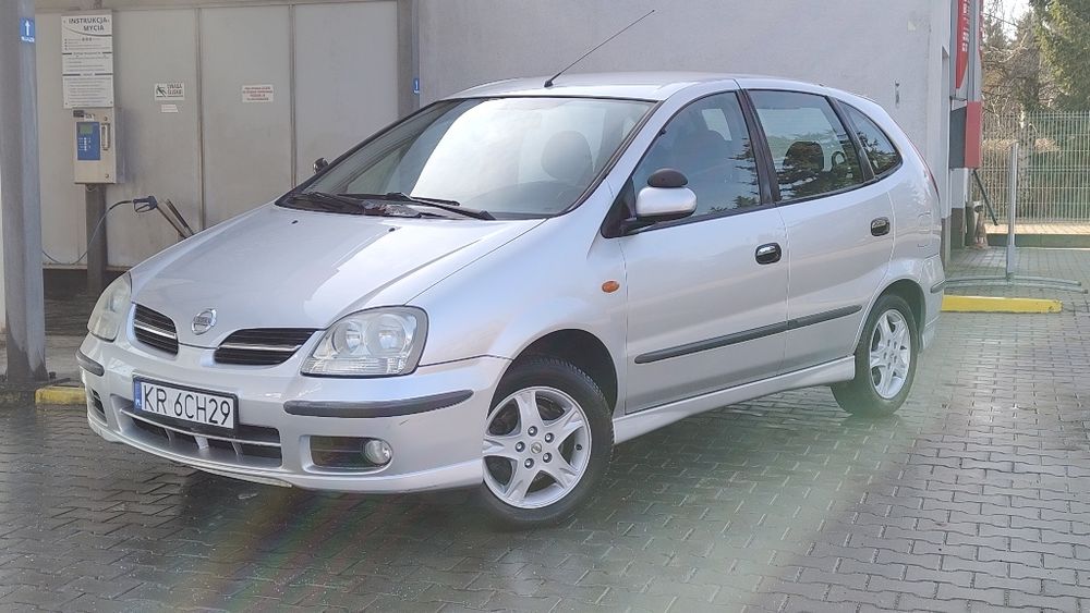Nissan Almera Tino 1.8 Benzyna*Hak*kamera cofania*ładny