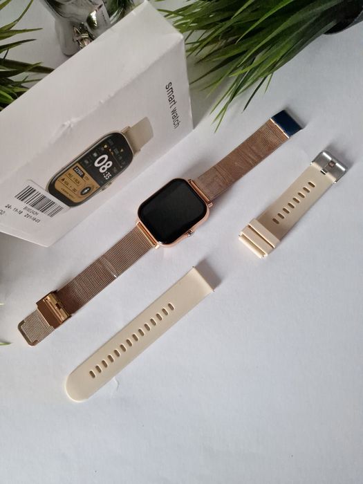 Smartwatch złoty pełny komplet