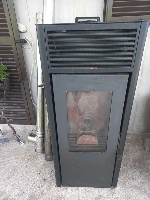 Salamandra a pelletes elétrica