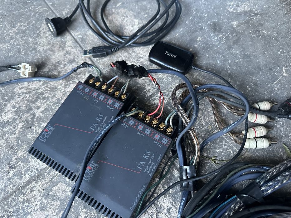 Radio Parrot asteroid amplificador Alpine v12 colunas focal cabo cobre