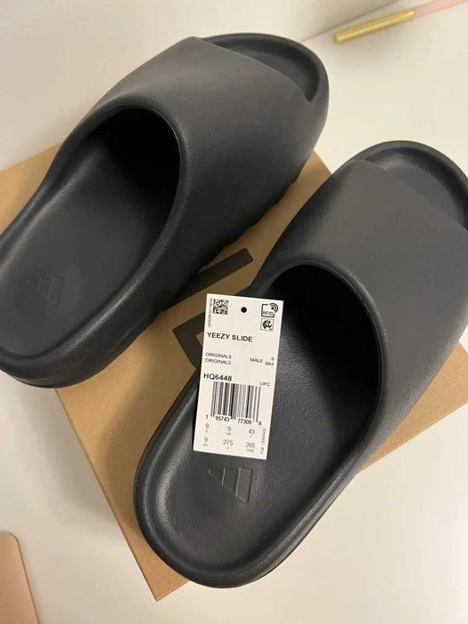Yeezy_Slide_Czarny 38