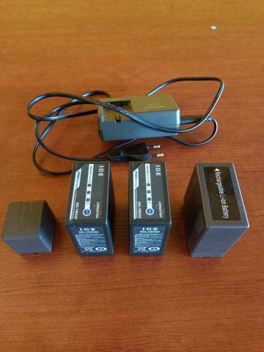 Panasonic AG HMC 151 + baterie super stan