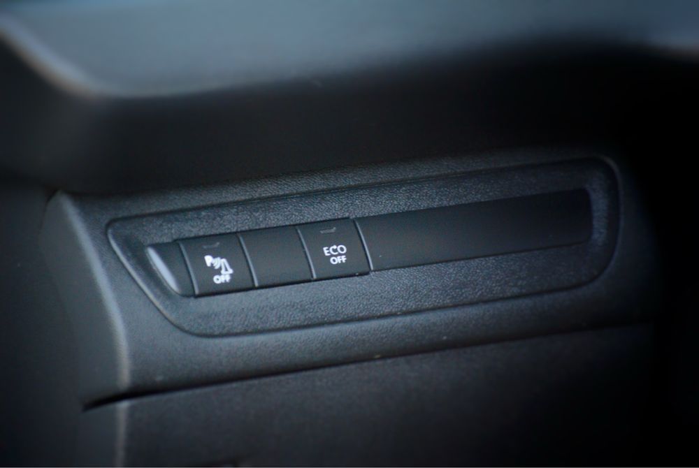 Peugeot 208 1.5BlueHdi 2020