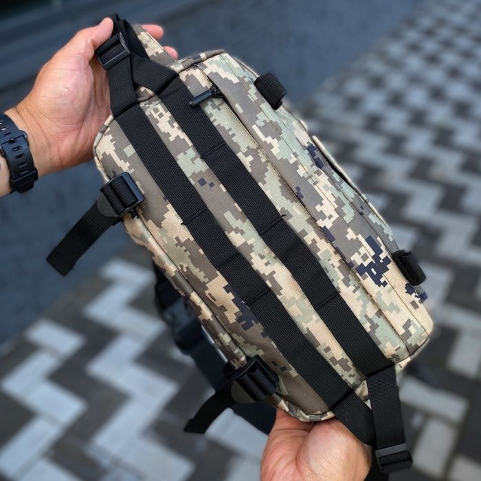 Нагрудна поясна сумка тактична піксель бананка слінг