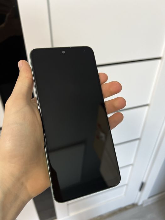 Телефон Xiaomi redmi note 12 4/128