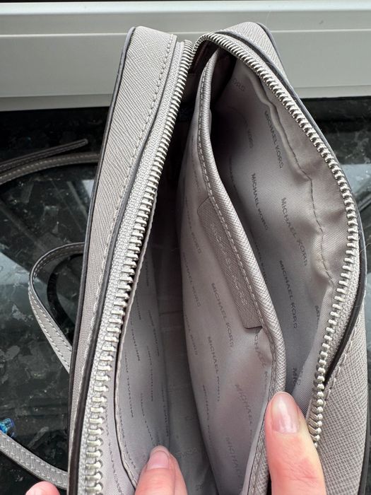 Сумка Michael Kors Set Large Saffiano Leather Crossbody сіра