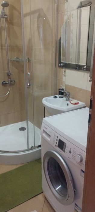 Pokoje dla firm cały dom!Do negocjacji.