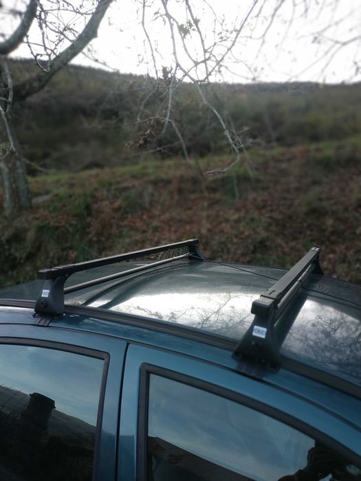 Barras de Tejadilho Cruz para Renault Mégane I – Conjunto Completo