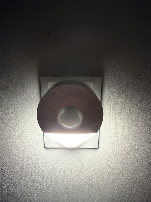 Lampka z czujnikem ruchu