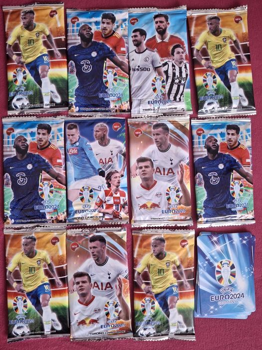 120 kart piłkarskich