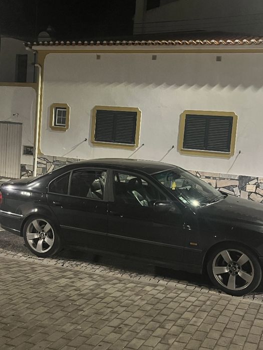 BMW 530d (E39) | Pack M Interior | Jantes 18" Style 128 | Selo Antigo