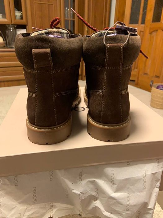 Польське фабричне чоловіче взуття, розмір 42, нове, фірма Lasocki