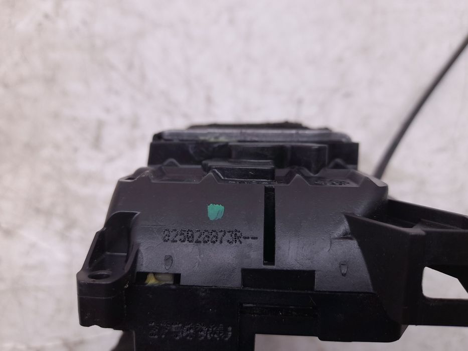 Fechadura / fecho porta trás direito RENAULT Megane III Grandtour (KZ0