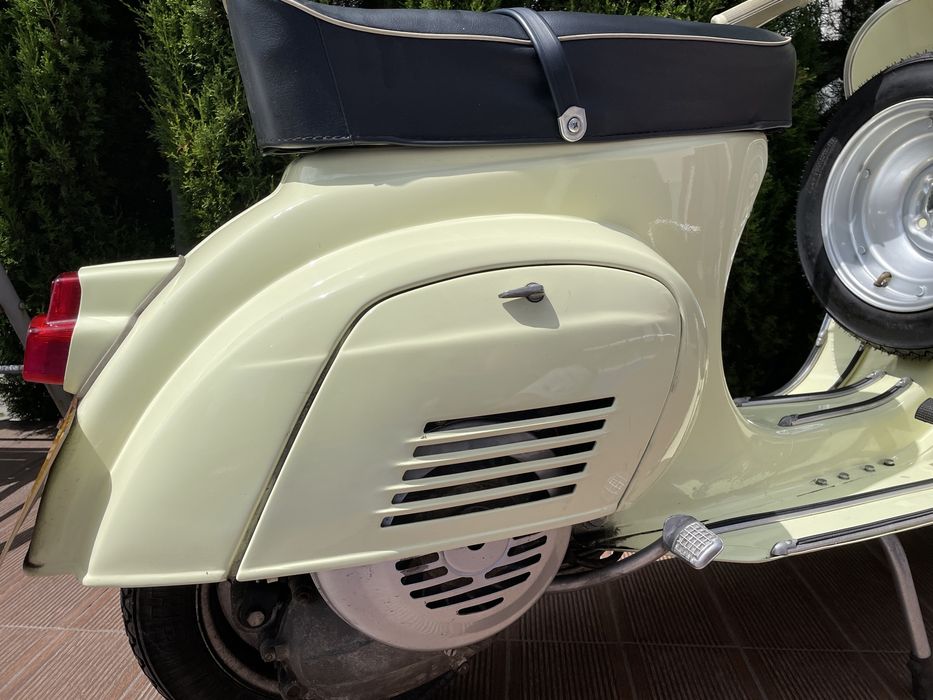 Vespa 50s  de 1972 restaurada