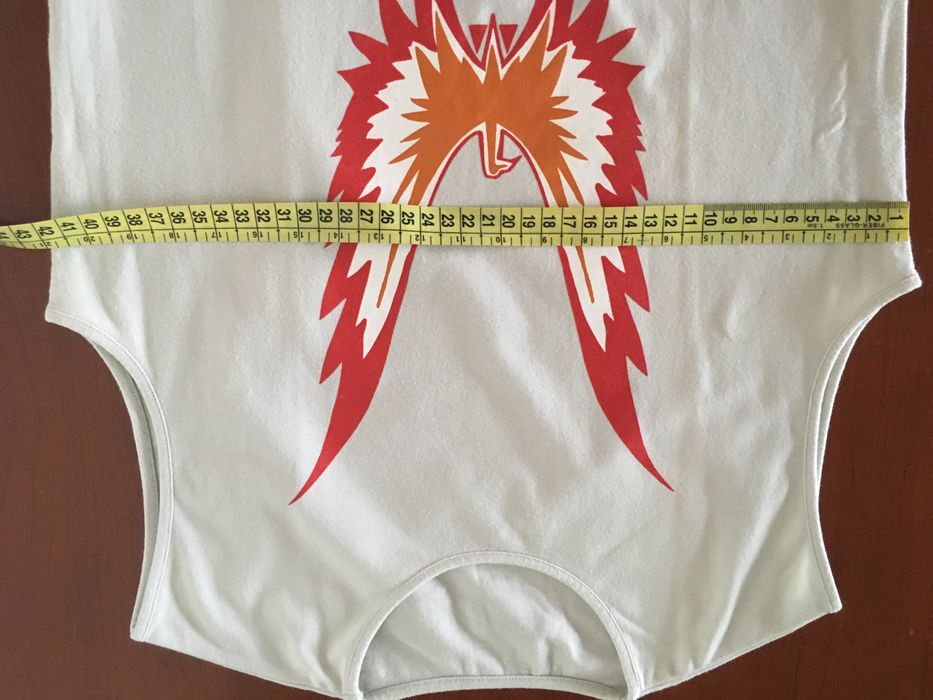 T-shirt sem mangas Américo Tavar, tamanho S