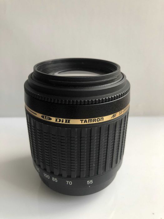 Об'єктив TAMRON D i II AF 55-200мм F/4-5.6 LD для Нікон