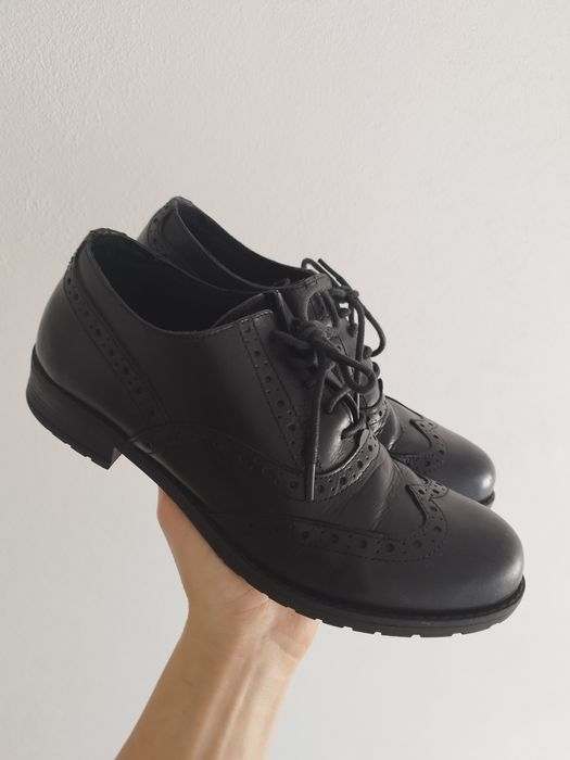 Półbuty mokasyny czółenka damskie skórzane Roberta Lopes