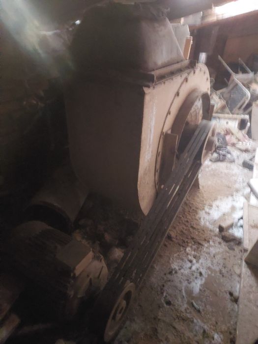 Станки деревообробні б.у фрезерний,розпиловочний, рейсму