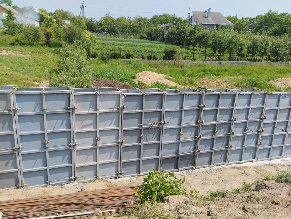 Фундамент под домома и заборы