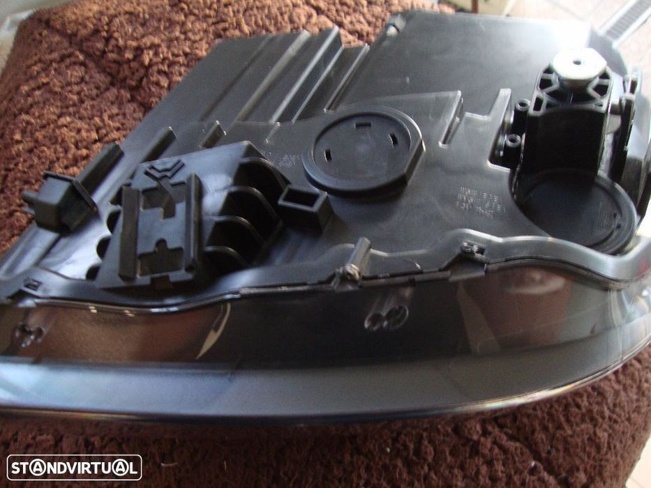 farol BI-xenon AMG mercedes  r172 SLK