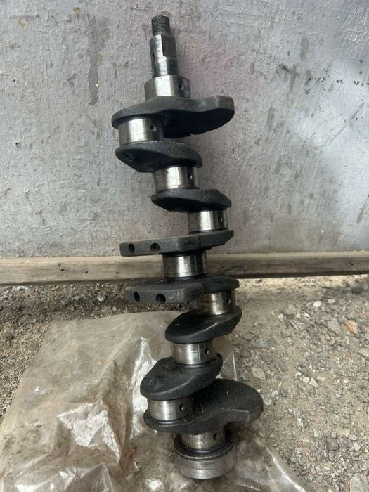 Колінвал двигуна ВАЗ 0,3