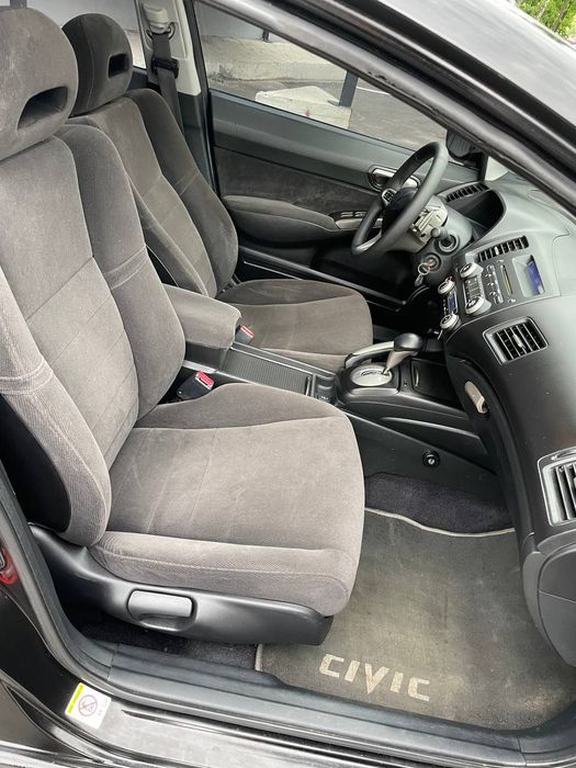 Продам Honda Civic 4D