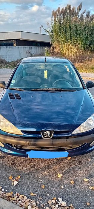 PEUGEOT 206 Hatchback (2A/C) 1.1 i Gasolina 60 cv / 44 kW 2001