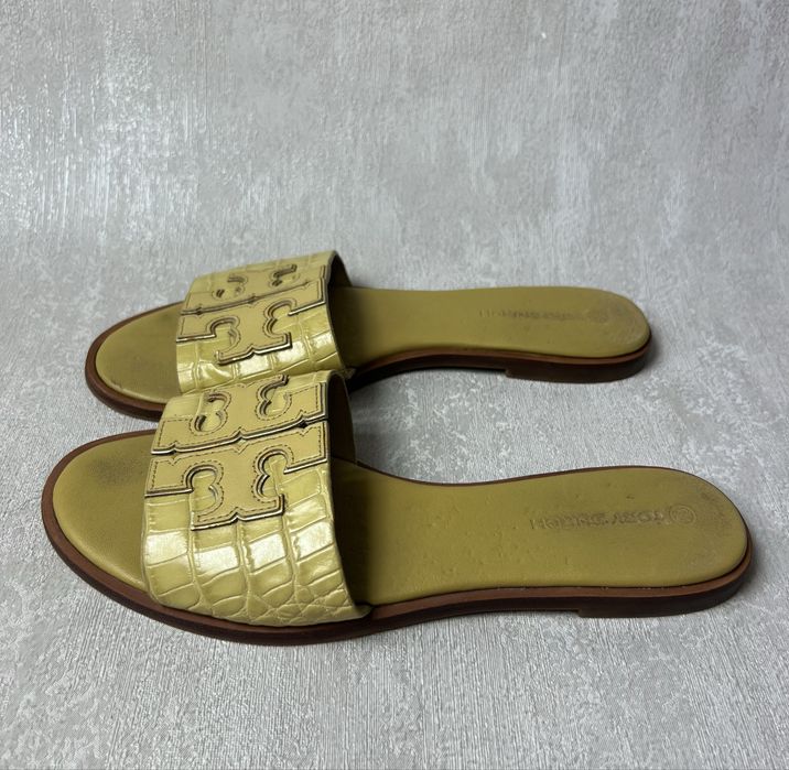 Шльопанці Tory Burch