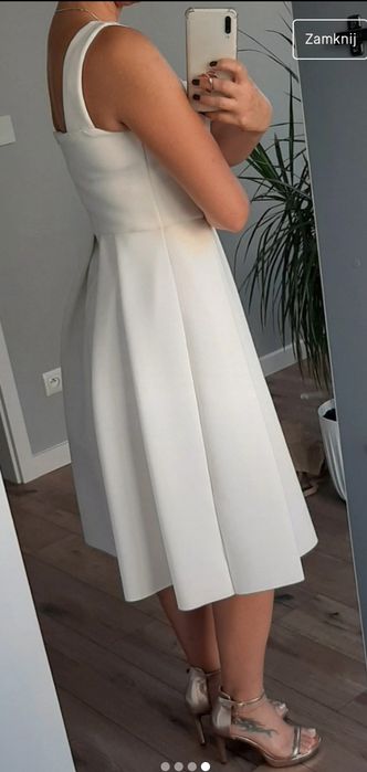 Biała sukienka piankowa midi