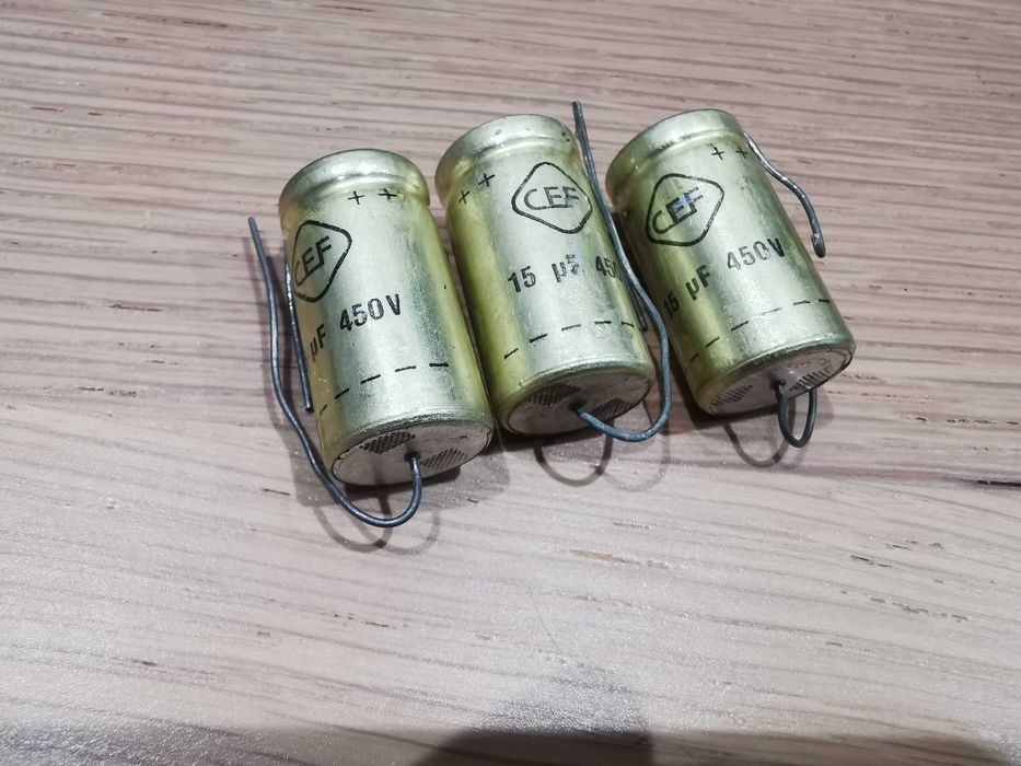 Conjunto de condensadores vintage CEF 15uF 450V