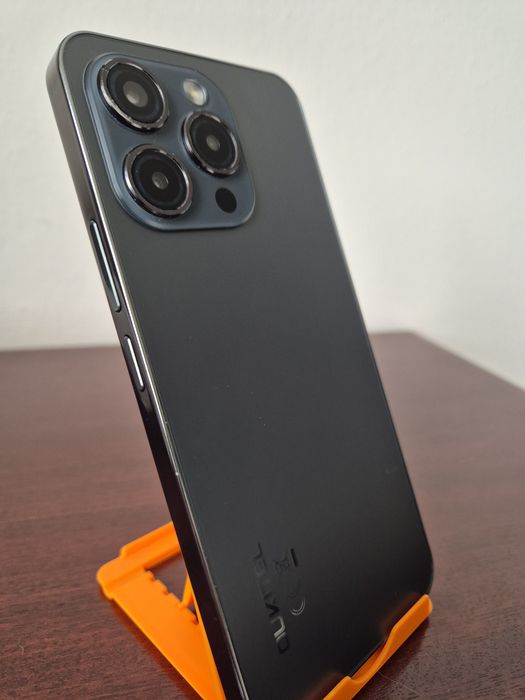 Oukitel P1 256GB - Impecável (Apenas detalhe na câmara)