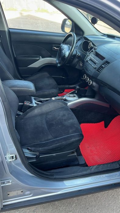 Продам mitsubishi outlander xl