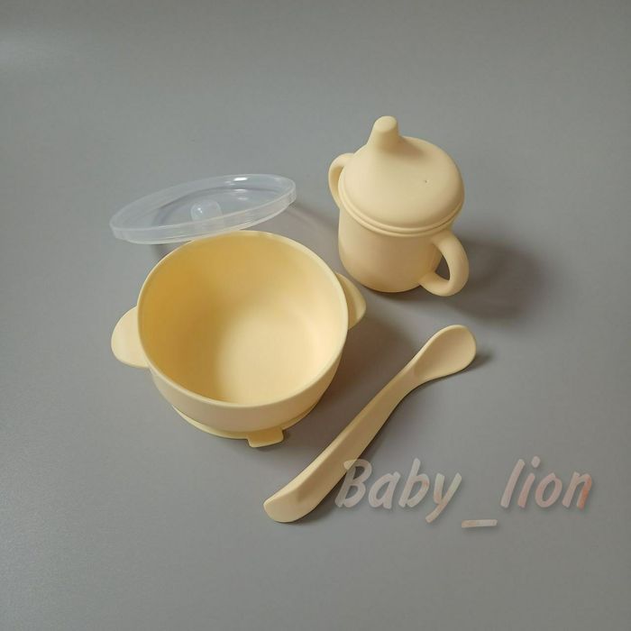 Глубокая силиконовая тарелка с крышкой и ложкой