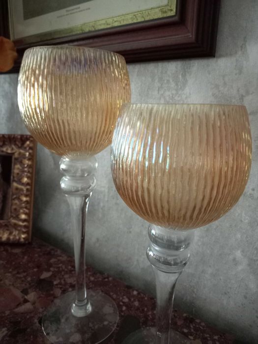 2 castiçais vidro efeito casca de cebola.Entrega Setúbal e arredores.