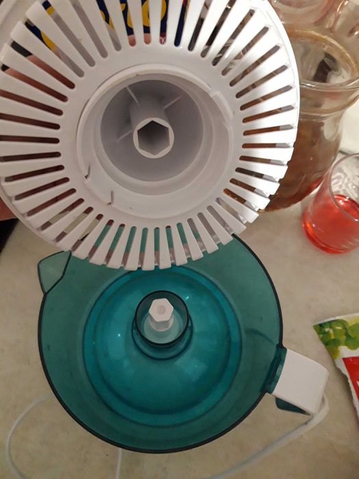 Elektryczna wyciskarka do cytrusów