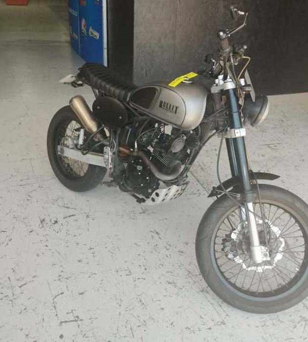 Mota Bullit Hero 125