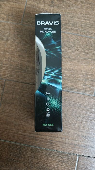 Мікрофон для караоке, Bravis