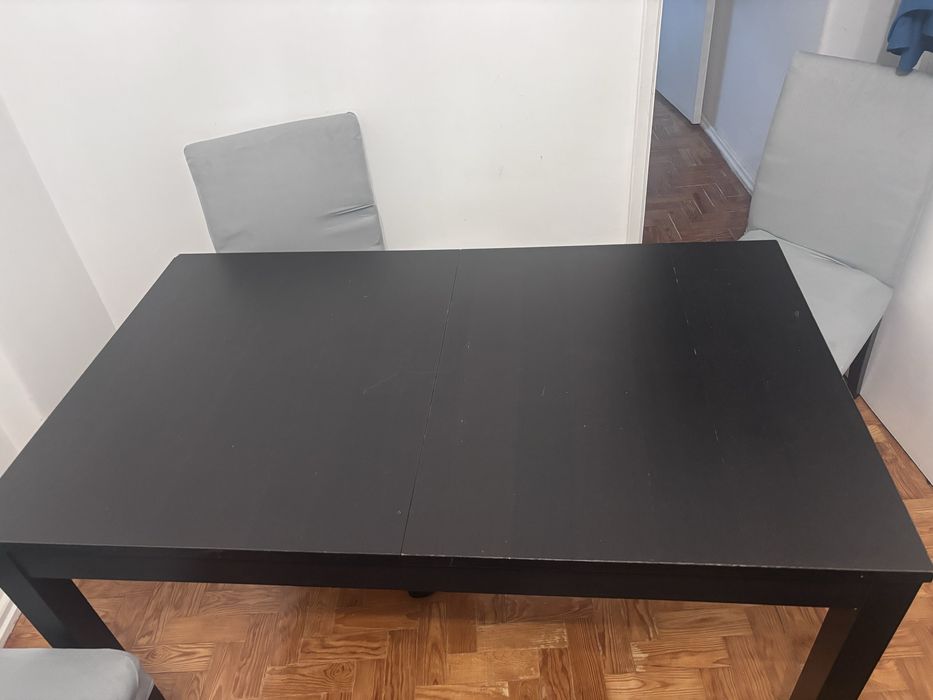 Mesa de jantar Ikea  Extensivel  castanha/ preta + 6 cadeiras