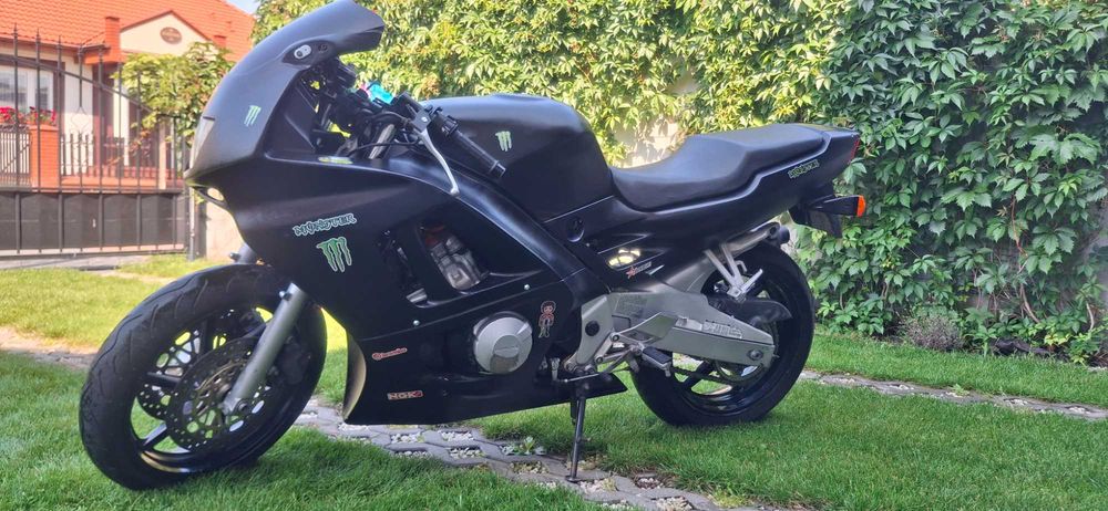 Honda CBR 600 F3 PC31