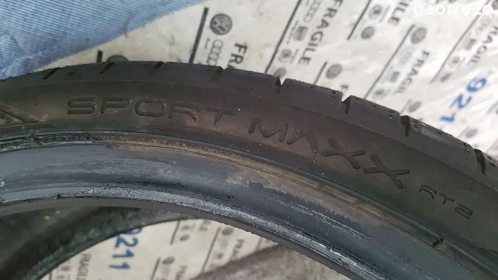 dunlop sp sport maxx rt2 225/35r19   225/35zr19