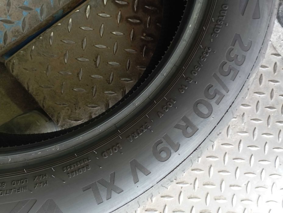 Opony letnie 2x 235/50R19 Continental rok 2020 #C014