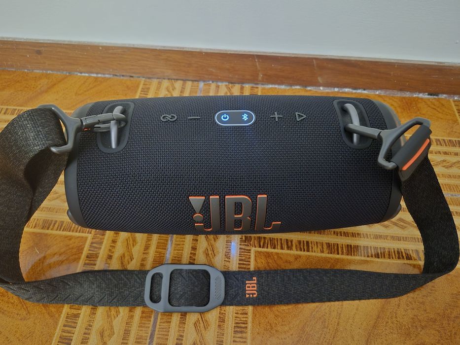 Coluna JBL extreme3