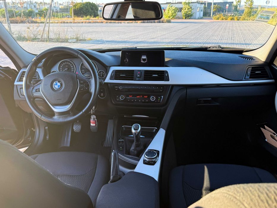 Bmw 318D Touring 2013