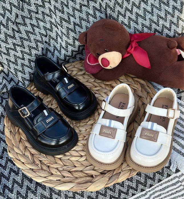 Туфлі для дівчаток