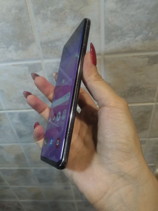 Samsung galaxy s10 8/128