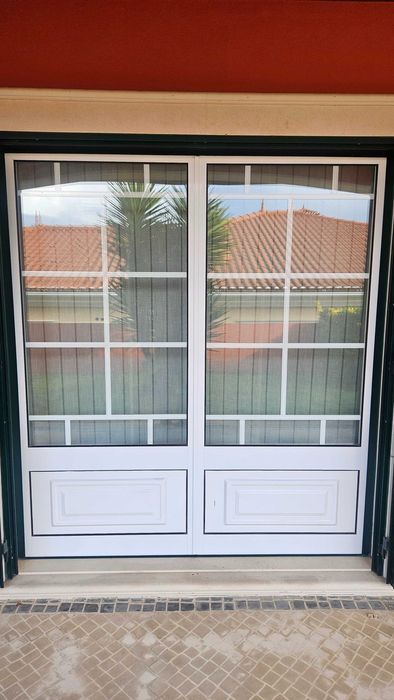 Janelas em alumínio extrusal com vidro duplo