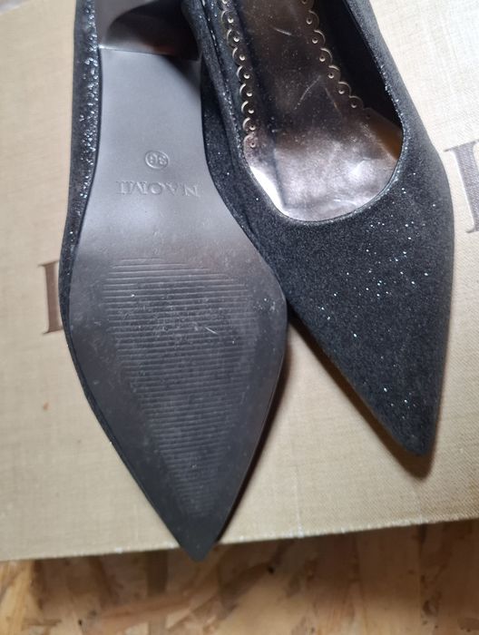Buty szpilki czarne brokatowe błyszczące