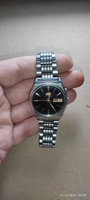 Продам Часы Ориент